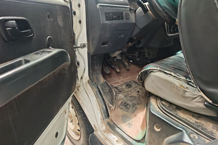 Used Jinbei Hiace X30 2021 1.5L Comfort Plus Central Air-Conditioned Van China VI Standard SWC15M Driver Seat