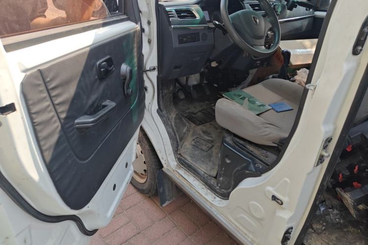Used Jinbei Hiace X30 2021 1.5L Wealthy Single-Steaming Air-Conditioned Van China VI Standard SWC15M Driver Seat