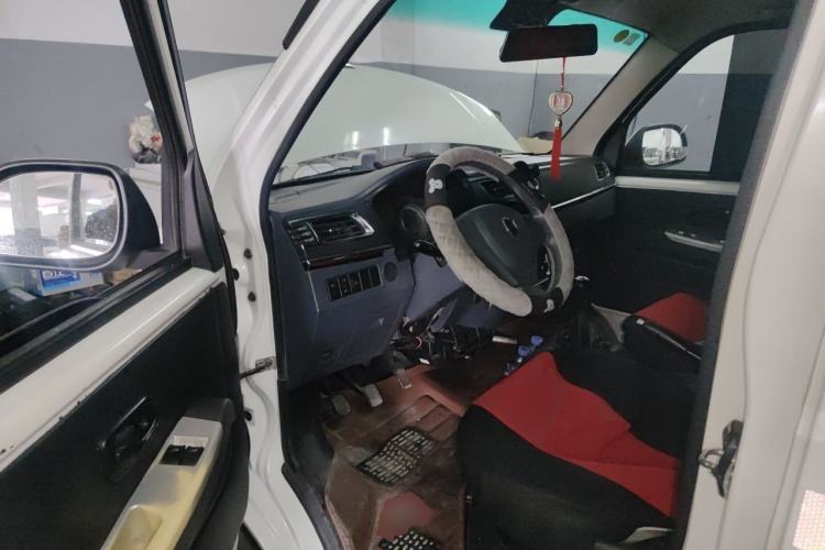 Used Jinbei Hiace X30 2021 1.5L Wealthy Single-Steaming Air-Conditioned Van China VI Standard SWC15M Driver Seat