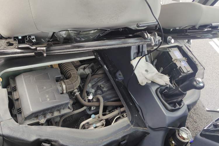 Used Jinbei Hiace X30 2021 1.5L Wealthy Edition Bus China VI Standard SWC15M Engine Bay
