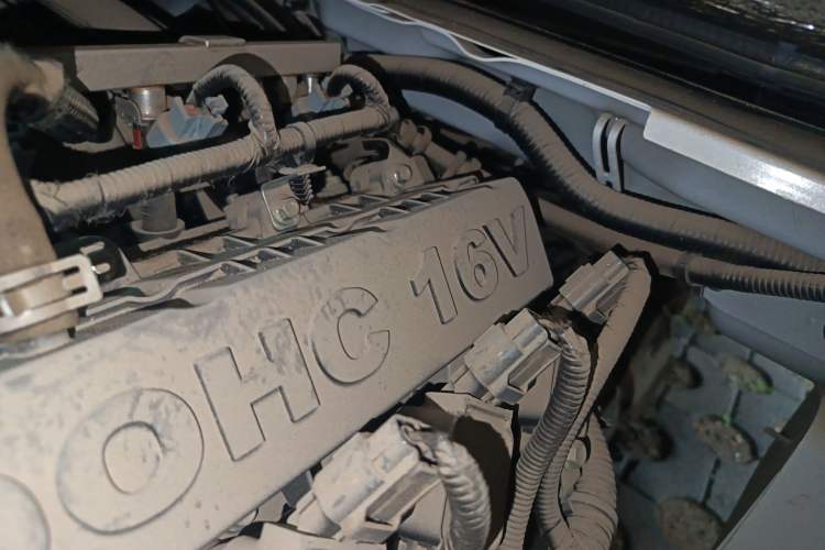 Used Jinbei Hiace X30 2021 1.5L Wealthy Edition Bus China VI Standard SWC15M Engine Bay Left