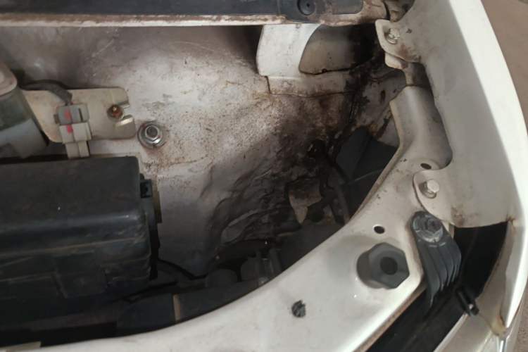 Used Jinbei Hiace X30  Engine Bay Left