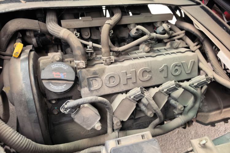 Used Jinbei Hiace X30 2021 1.5L Standard Version Air-Conditioner-Free Van China VI Emission Standard SWC15M Engine Bay