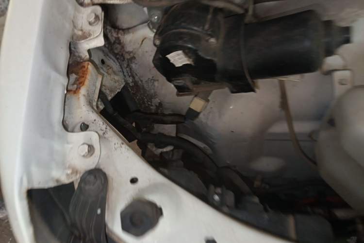 Used Jinbei Hiace X30  Engine Bay Right