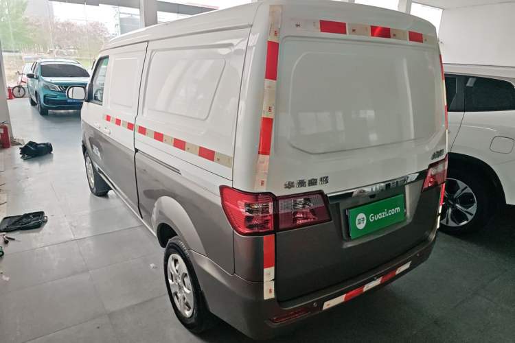 Used Jinbei Hiace X30 2021 1.5L Comfort Model Base Version (No Air Conditioning) Van China VI Standard SWC15M Exterior 2