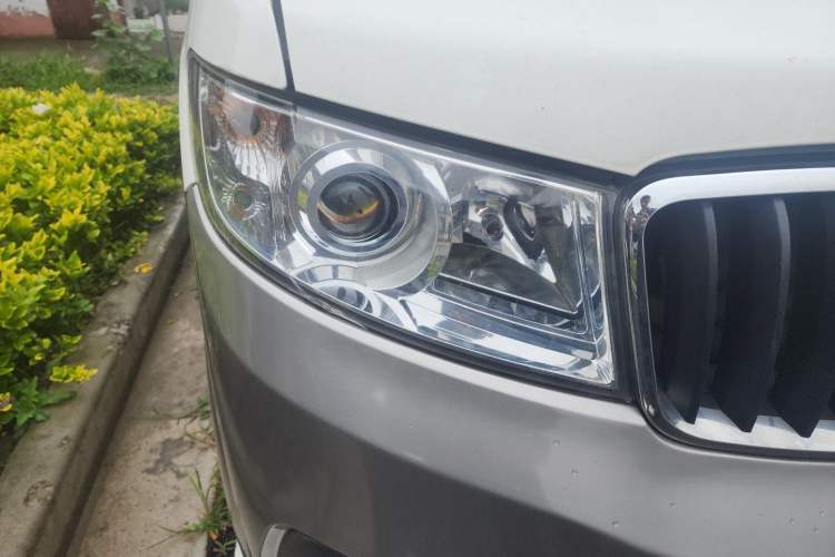 Used Jinbei Hiace X30 2021 1.5L Wealthy Edition Bus China VI Standard SWC15M Exterior 6