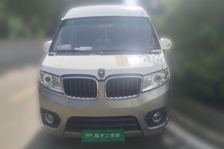 Used Jinbei Hiace X30 2021 1.5L Wealthy Single-Steaming Air-Conditioned Van China VI Standard SWC15M Front