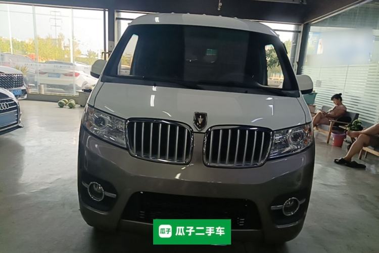Used Jinbei Hiace X30 2021 1.5L Comfort Model Base Version (No Air Conditioning) Van China VI Standard SWC15M Front