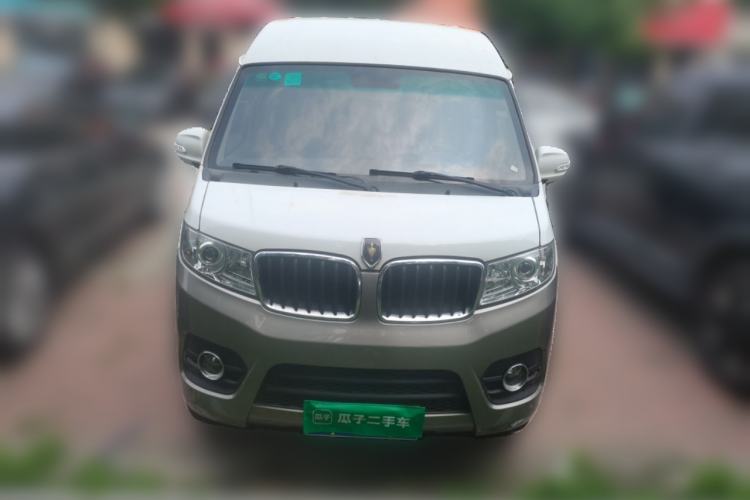 Used Jinbei Hiace X30 2021 1.5L Wealthy Single-Steaming Air-Conditioned Van China VI Standard SWC15M Front