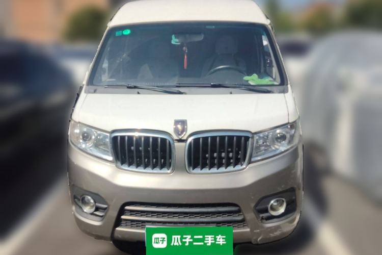 Used Jinbei Hiace X30 2021 1.5L Wealthy Van China VI Standard SWC15M Front