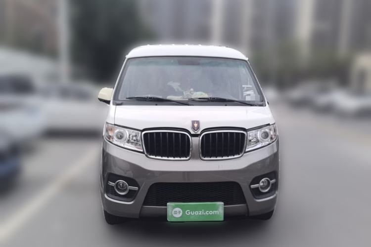 Used Jinbei Hiace X30 2021 1.5L Standard Model Central Air Conditioning EPS Version Bus China VI Emission Standard SWC15M Front