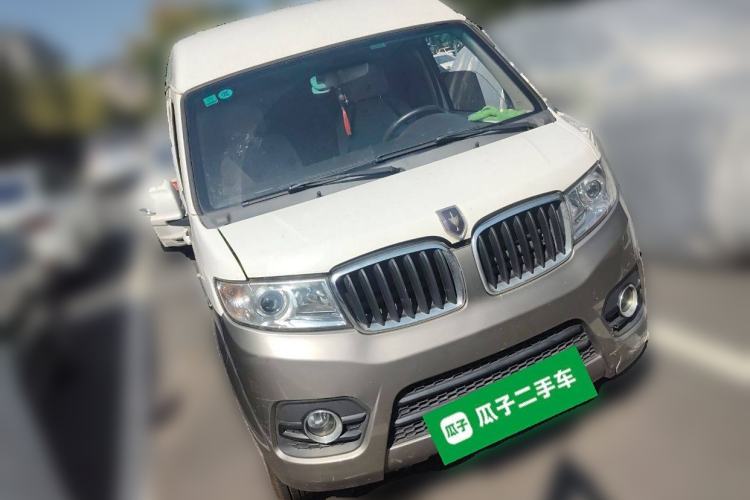 Used Jinbei Hiace X30 2021 1.5L Wealthy Van China VI Standard SWC15M Front Right 45 Deg