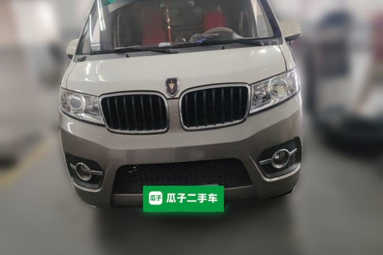Used Jinbei Hiace X30 2021 1.5L Wealthy Single-Steaming Air-Conditioned Van China VI Standard SWC15M Front