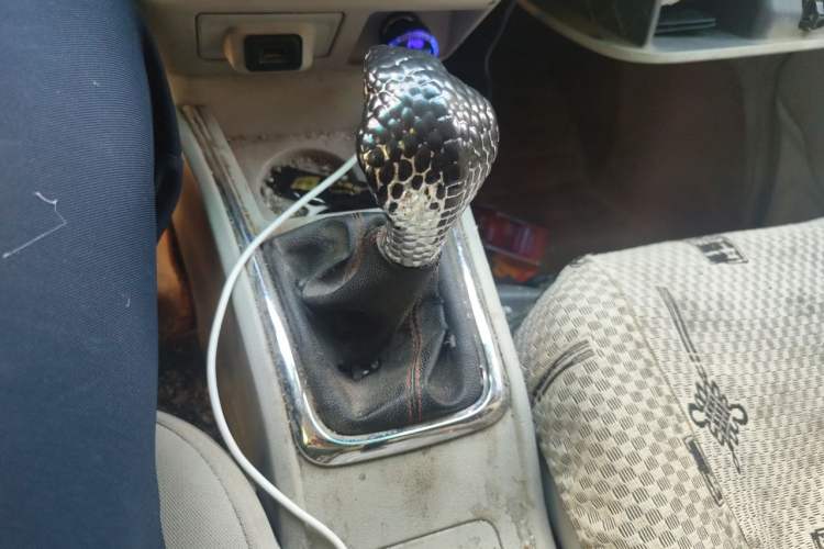 Used Jinbei Hiace X30 2021 1.5L Wealthy Single-Steaming Air-Conditioned Van China VI Standard SWC15M Gear Lever