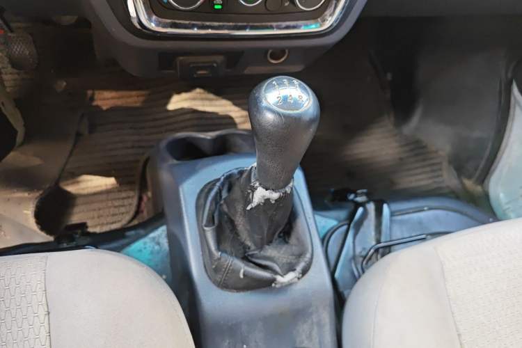 Used Jinbei Hiace X30 2021 1.5L Comfort Model Air-Conditioner-Free Version National VI Standard SWC15M Bus Gear Lever