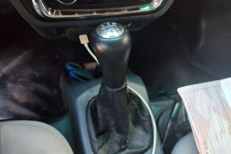 Used Jinbei Hiace X30 2021 1.5L Standard Model Central Air Conditioning EPS Version Bus China VI Emission Standard SWC15M Gear Lever