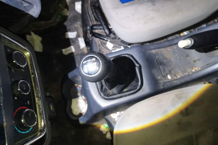 Used Jinbei Hiace X30 2021 1.5L Wealthy Edition Bus China VI Standard SWC15M Gear Lever