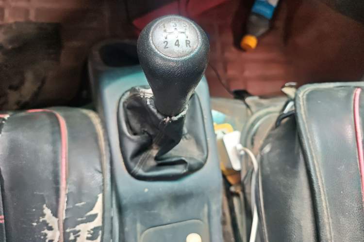 Used Jinbei Hiace X30 2021 1.5L Comfort Plus Central Air-Conditioned Van China VI Standard SWC15M Gear Lever