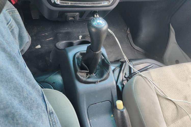 Used Jinbei Hiace X30 2021 1.5L Comfort-Grade Central Air-Conditioned Bus China VI Standard SWC15M Gear Lever