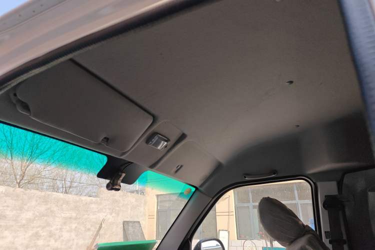 Used Jinbei Hiace X30 2021 1.5L Wealthy Van China VI Standard SWC15M Headliner