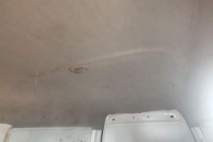 Used Jinbei Hiace X30 2021 1.5L Wealthy Single-Steaming Air-Conditioned Van China VI Standard SWC15M Headliner