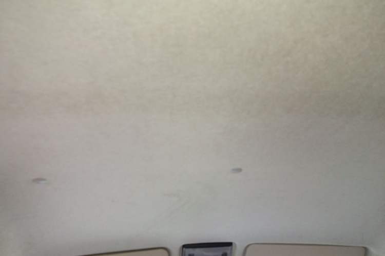 Used Jinbei Hiace X30 2021 1.5L Comfort Model Air-Conditioner-Free Version National VI Standard SWC15M Bus Headliner