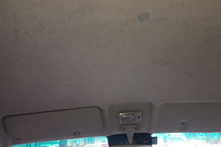 Used Jinbei Hiace X30 2021 1.5L Wealthy Single-Steaming Air-Conditioned Van China VI Standard SWC15M Headliner