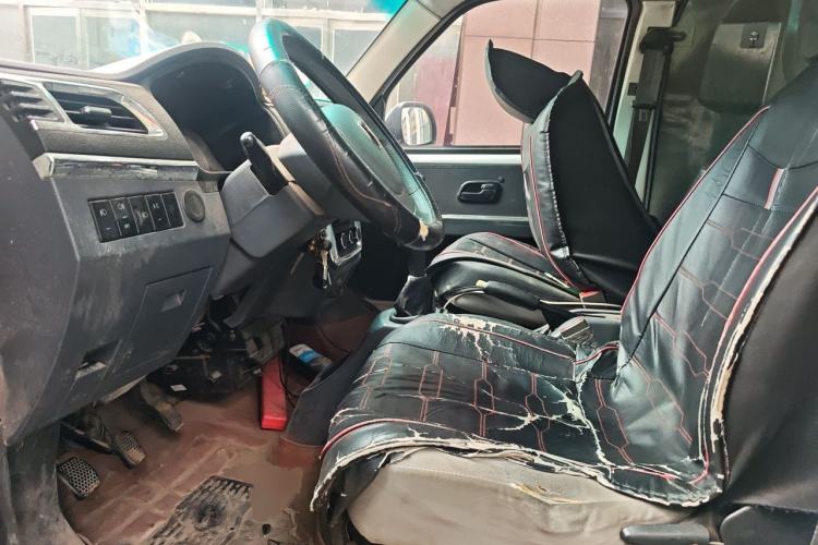 Used Jinbei Hiace X30 2021 1.5L Comfort Plus Central Air-Conditioned Van China VI Standard SWC15M Left Front Seat