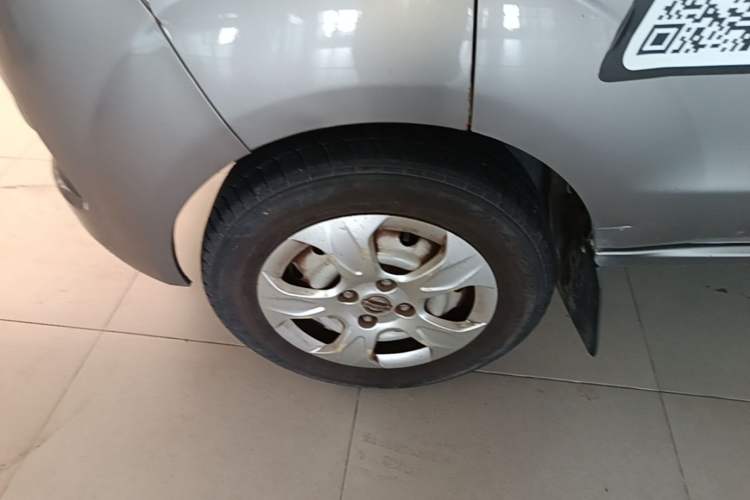 Used Jinbei Hiace X30 2021 1.5L Comfort Model Air-Conditioner-Free Version National VI Standard SWC15M Bus Left Front Wheel Hub