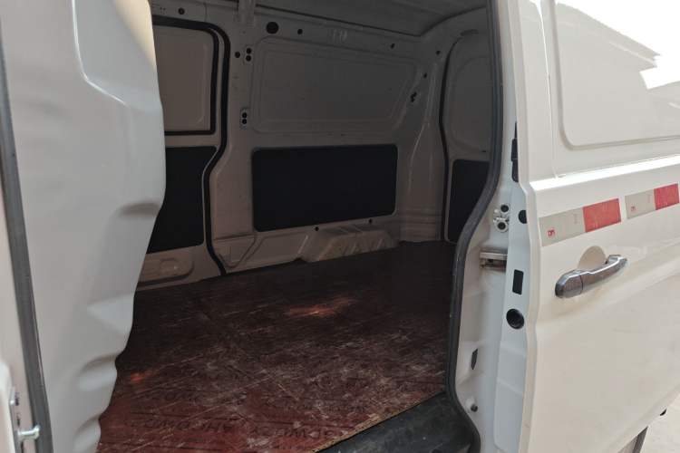 Used Jinbei Hiace X30 2021 1.5L Wealthy Van China VI Standard SWC15M Left Rear Seat