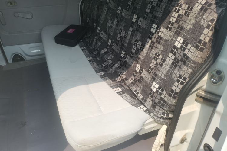 Used Jinbei Hiace X30 2021 1.5L Wealthy Single-Steaming Air-Conditioned Van China VI Standard SWC15M Left Rear Seat