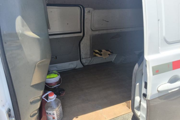 Used Jinbei Hiace X30 2021 1.5L Comfort Plus Central Air-Conditioned Van China VI Standard SWC15M Left Rear Seat