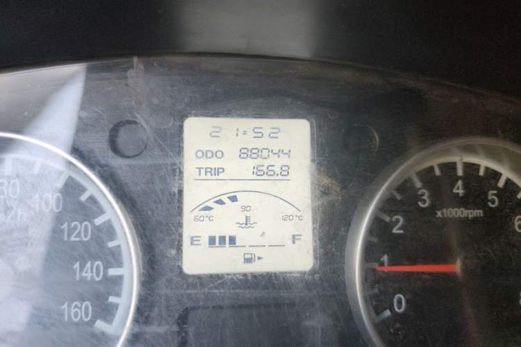 Used Jinbei Hiace X30 2021 1.5L Standard Model Central Air Conditioning EPS Version Bus China VI Emission Standard SWC15M Odometer Close Up