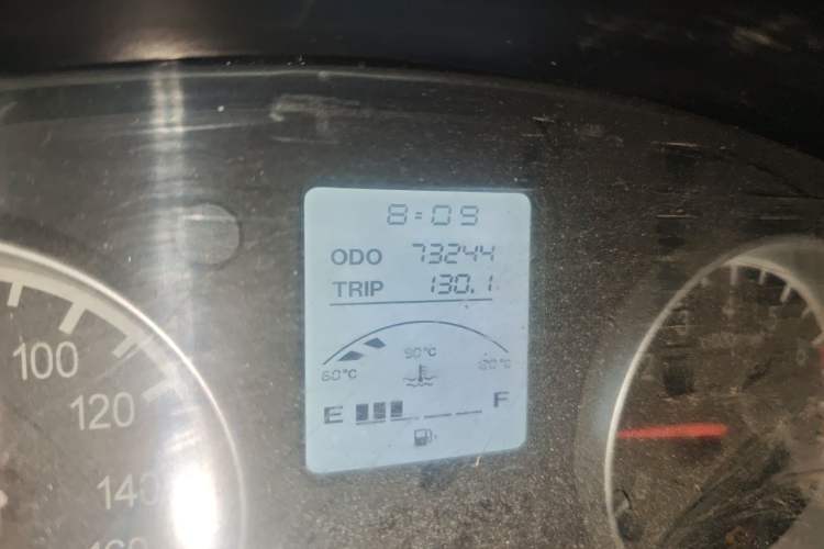 Used Jinbei Hiace X30 2021 1.5L Comfort Plus Central Air-Conditioned Van China VI Standard SWC15M Odometer Close Up
