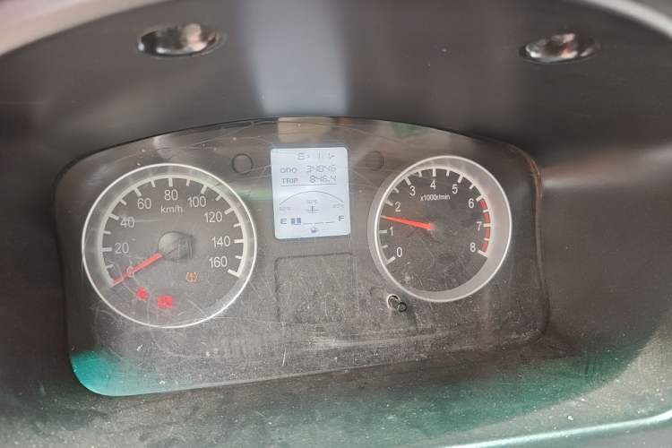 Used Jinbei Hiace X30 2021 1.5L Standard Model Central Air Conditioning EPS Version Bus China VI Emission Standard SWC15M Odometer Close Up