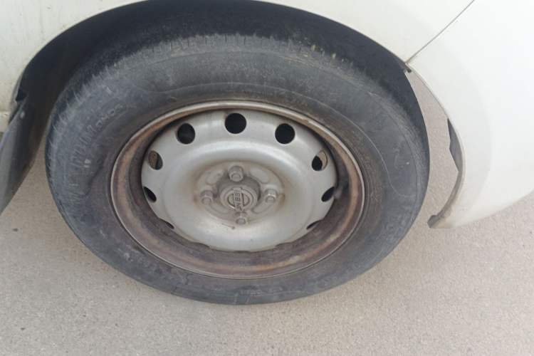 Used Jinbei Hiace X30 2021 1.5L Wealthy Van China VI Standard SWC15M Right Front Wheel Hub