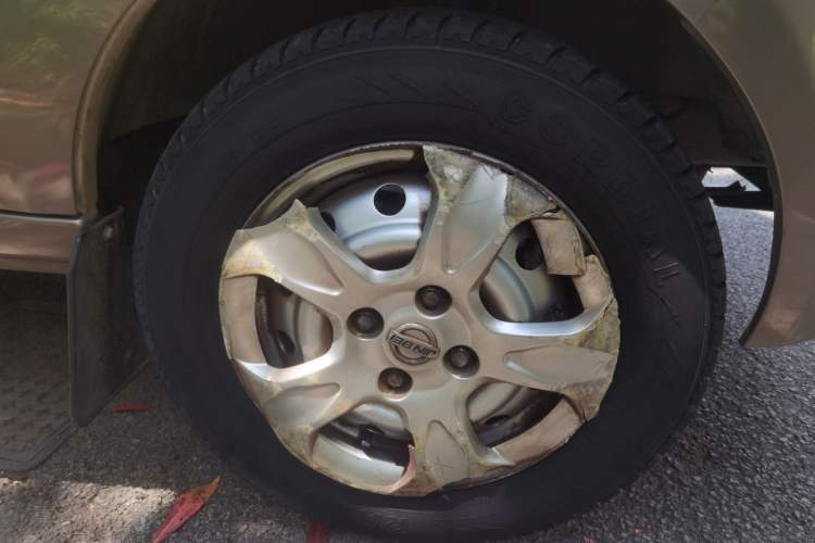 Used Jinbei Hiace X30 2021 1.5L Comfort Model Air-Conditioner-Free Version National VI Standard SWC15M Bus Right Front Wheel Hub