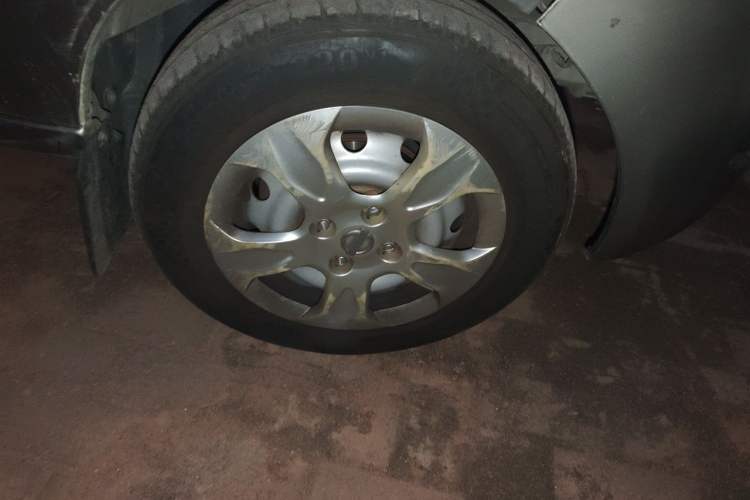 Used Jinbei Hiace X30 2021 1.5L Business-Class Central Air-Conditioned Coach China VI Standard Model SWC15M Right Front Wheel Hub