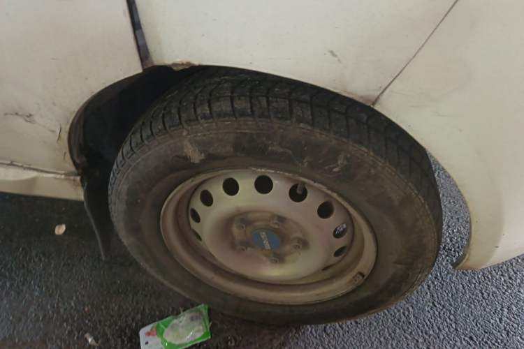 Used Jinbei Hiace X30  Right Front Wheel Hub