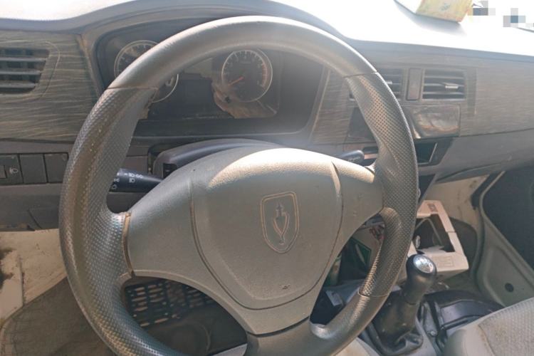 Used Jinbei Hiace X30 2021 1.5L Wealthy Van China VI Standard SWC15M Steering Wheel