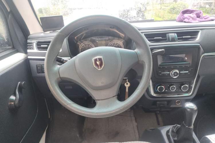Used Jinbei Hiace X30 2021 1.5L Wealthy Edition Bus China VI Standard SWC15M Steering Wheel