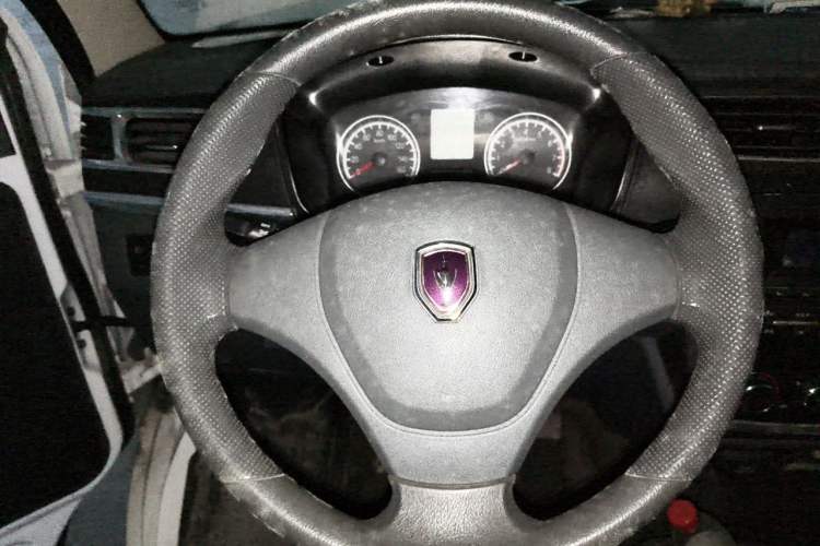 Used Jinbei Hiace X30 2021 1.5L Wealthy Single-Steaming Air-Conditioned Version Bus China VI Standard SWC15M Steering Wheel