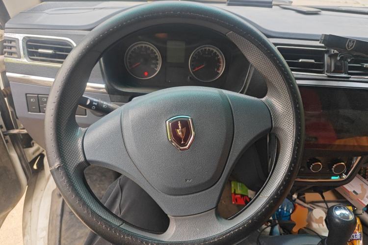 Used Jinbei Hiace X30 2021 1.5L Wealthy Single-Steaming Air-Conditioned Van China VI Standard SWC15M Steering Wheel