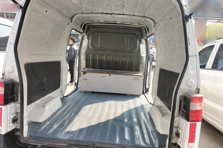 Used Jinbei Hiace X30 2021 1.5L Wealthy Van China VI Standard SWC15M Trunk