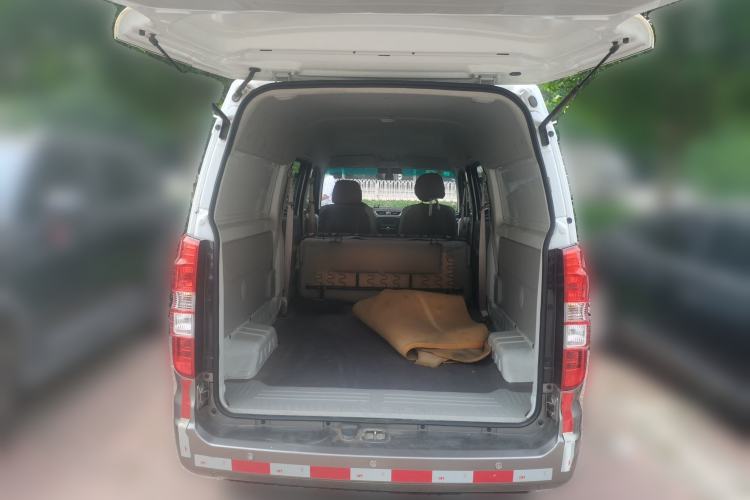 Used Jinbei Hiace X30 2021 1.5L Wealthy Single-Steaming Air-Conditioned Van China VI Standard SWC15M Trunk