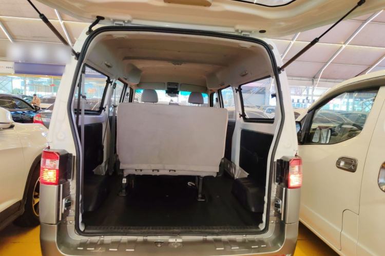Used Jinbei Hiace X30 2021 1.5L Business-Class Central Air-Conditioned Coach China VI Standard Model SWC15M Trunk
