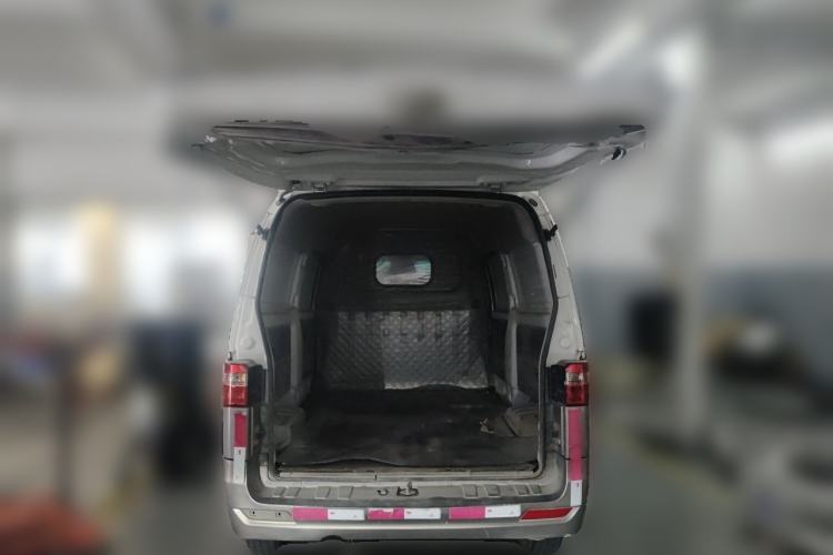 Used Jinbei Hiace X30 2021 1.5L Wealthy Single-Steaming Air-Conditioned Van China VI Standard SWC15M Trunk