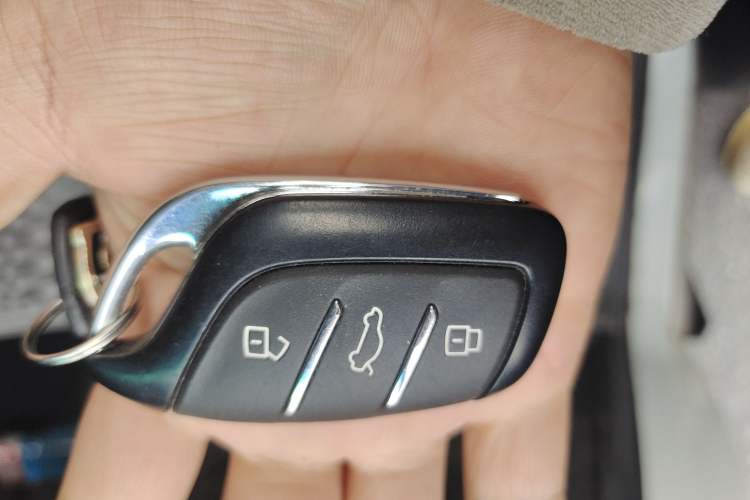 Used Jinbei Hiace X30 2021 1.5L Wealthy Edition Bus China VI Standard SWC15M Vehicle Key