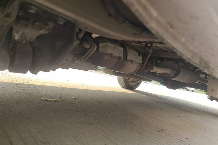 Used Jinbei Hiace X30  Chassis Front Left