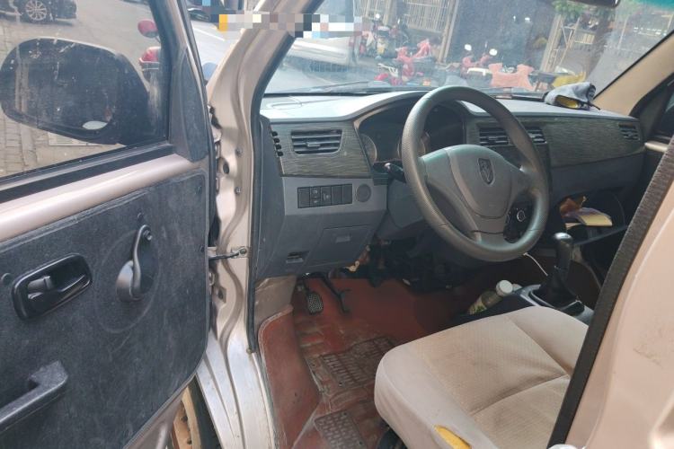 Used Jinbei Hiace X30 2022 1.5L Business-Class Central Air-Conditioned Coach China VI Standard SWC15M Driver Seat